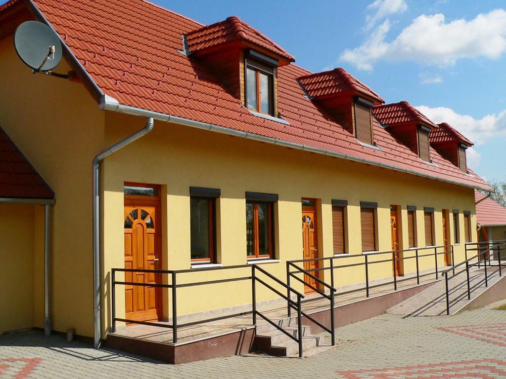 Willa S'Schnoganeschd Nemesvid Zewnętrze zdjęcie